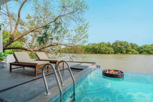 ELIVAAS VILLA FLEUVE Các khách sạn ở Marra
