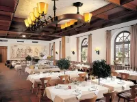 Hotel Weinbauer Hotels in Hohenschwangau