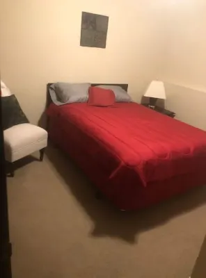 HCHideaway-Quiet, Cottagelike!  Pet Friendly!  Close to airport.