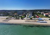 Eona Beach Resort - Beach