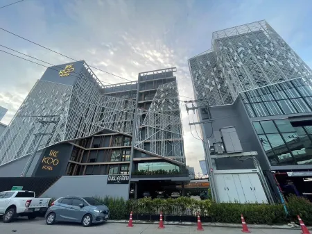 KOO HOTEL Отели рядом с достопримечательностью «Chaengwattana Community Church»