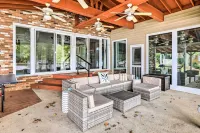 Eatonton Getaway on Lake Sinclair w/ Dock! - 3-Star