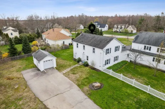 The Coastal Nest Stay for 5!