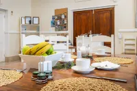 Oliver's Bed and Breakfast Hotels in Mtunzini