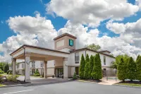 Quality Inn & Suites NJ State Capital Area Hotels near Regeneration Church