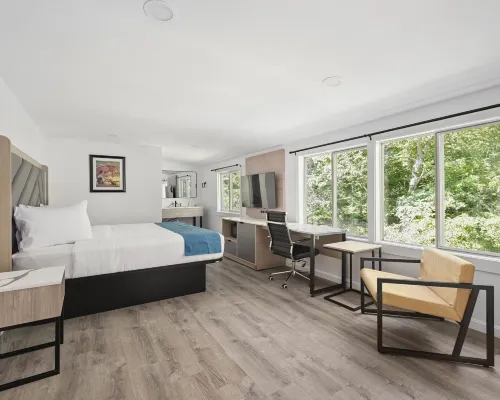 Harkness Brook Inn Hotels in Knox County