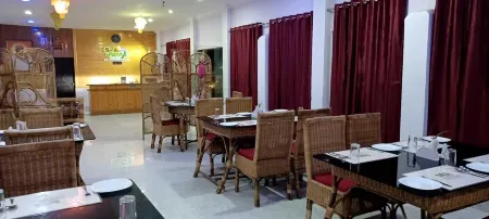 SUMARU JUNGLE RESORT Отели в г. Алипердьюар