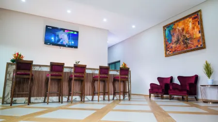 Hôtel KEMAKA Отели в г. Абиджан