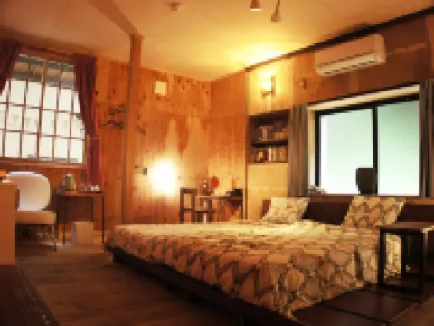 Saku Cafe Hotels in Daigo