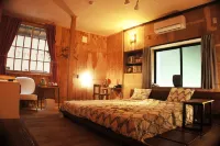 Saku Cafe Hotels in Daigo