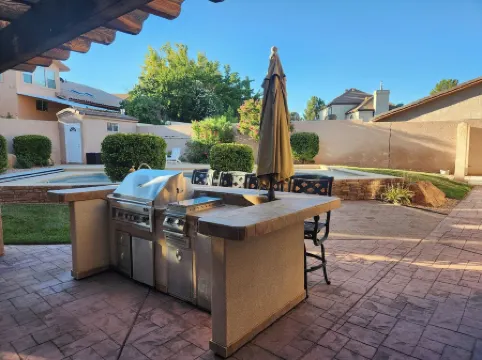 4-bedroom house with Pool, WiFi and AC close to Lake Powell and Antelope Canyon.