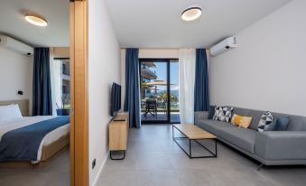 Royal Blue Resort & Residences