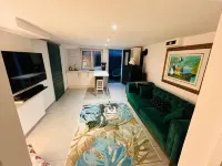 Apartment 10mins CDG Airport- Villepinte Exhibition Center- 25mins Disneyland 트렘블레이엔프렌스 호텔