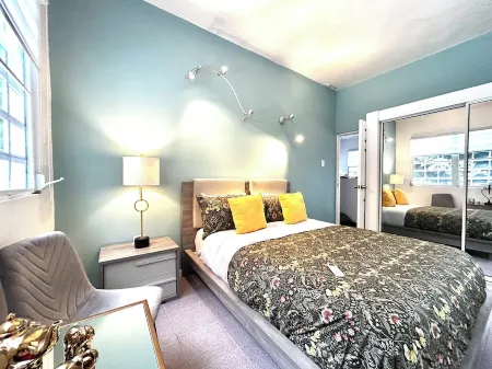 Wonderful 2-bedroom cottage with AC in charming Ceiba. Minutes from the Ferry.