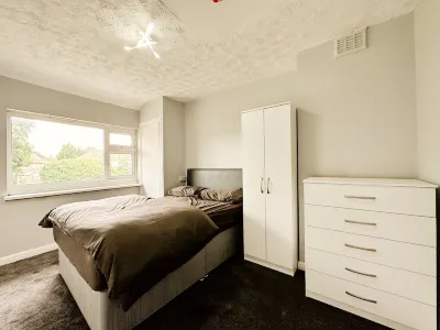 Luxury Central Apartment in Birmingham Hotels in Chinatown