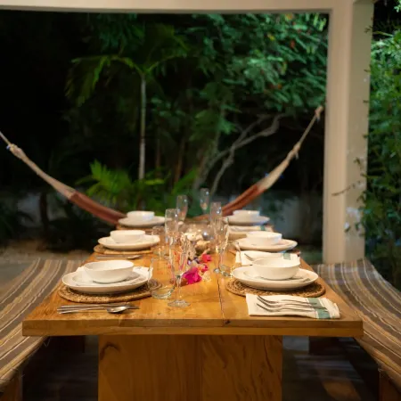 Sea Urchin | Lush Garden Villa steps from the beach of your dreams Отели рядом с достопримечательностью «Treasure Beach»