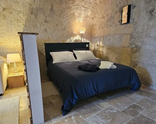 Charmante Maison Troglodyte Loire Valley Hotels in Rochecorbon