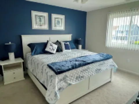 Escape to Elegance: Heron Harbor Condo, Your Bayside Retreat