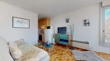 Beau Studio, Plage et Port à 100m. Idéal Отели в г. Агд