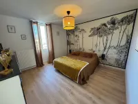 A warm and welcoming home Hotels in Casteljaloux