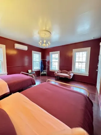 Blueberry House, Victorian Elegance Meets Modern Comfort