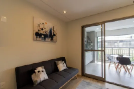 Garden on Blue Studio - GRU 303