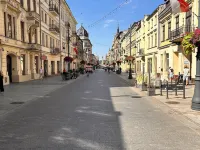 Home & Travel Hotels near Town Hall