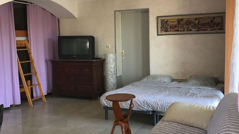 Apartment A Nimes