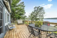 Decorated for Holidays-Games-Flannel Sheets-Fireplace-Perfect Retreat to Relax