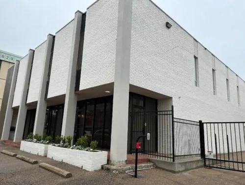 The 610 Flats: Zen Den #25