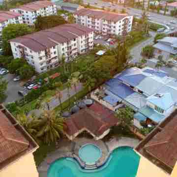 Cosy, spacious, Borneo ethnic home with amazing views Fitness & Recreational Facilities