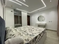 Modern newly renovated apartment with ACs in Maadi - 3 bedrooms available Hotels in Tura