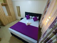 Lovely One Bedroom With Free Parking on Premise