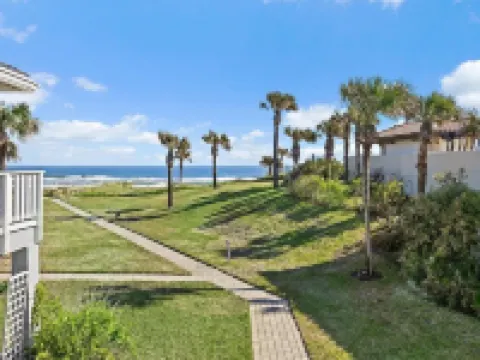625 Oceanfront Surf Villas @ Ponte Vedra Beach, near TPC Sawgrass & Mayo Clinic! Hoteles en Sawgrass