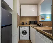 Serenity Aparthotel - 4 pax - La défense 10 minutes walk to Subway