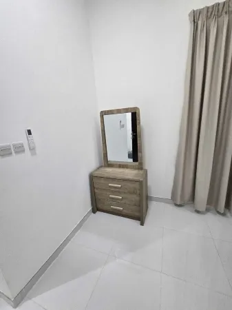 Cozy 1-bedroom room in townhome in amazing Ajman with WiFi, AC