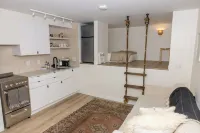 Coastal Cozy Studio – Walk to Beach, Coffee & San Clemente Pier