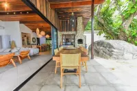 Exclusive Paradise Island