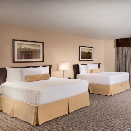Tuscany Suites & Casino Отели рядом с достопримечательностью «Вулкан отеля Mirage»