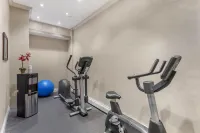 Best Western Queens Gold Coast Hotels in Manhasset