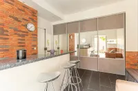 1 Bedroom Apartment in Neuilly-sur-Seine