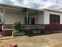 Traditional country house with private pool