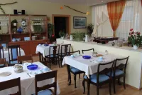 Mimosa Hotel - breakfast