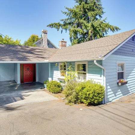Across Water From Belfair SP: Hood Canal Cottage!