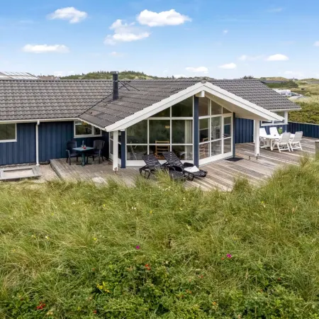 "Nermin" - 100m from the sea Hotele w: Hvide Sande