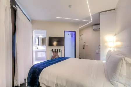 Onomo Hotel Johannesburg Sandton Отели рядом с достопримечательностью «Sandton Skye»