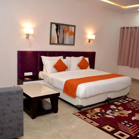 Hotel the Grand