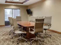 Comfort Suites Hotels in Oshkosh