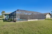 Punta Gorda Oasis w/ Saltwater Pool + Gas Grill! - parking