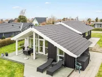 8 person holiday home in Bogense-By Traum